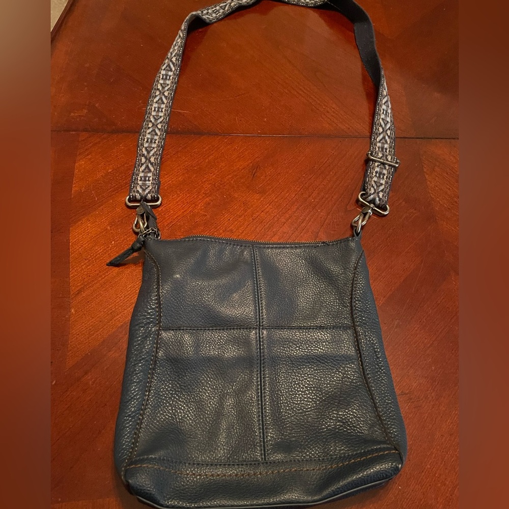 The Sak Navy Leather Shoulder Handbag - Picture 3 of 6
